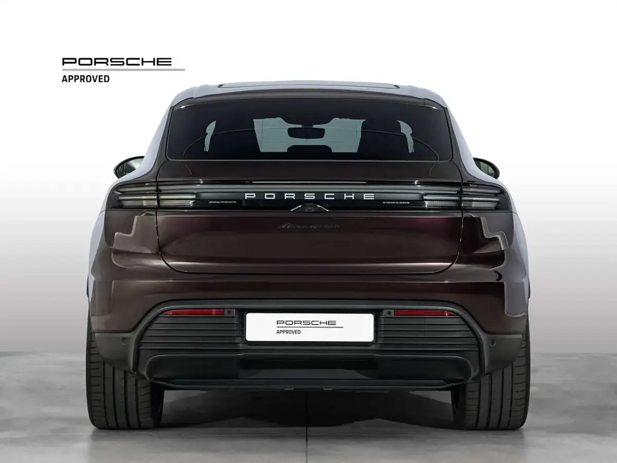 Usata Porsche Macan 380 kW (517 CV) 2025 Rubino SUV