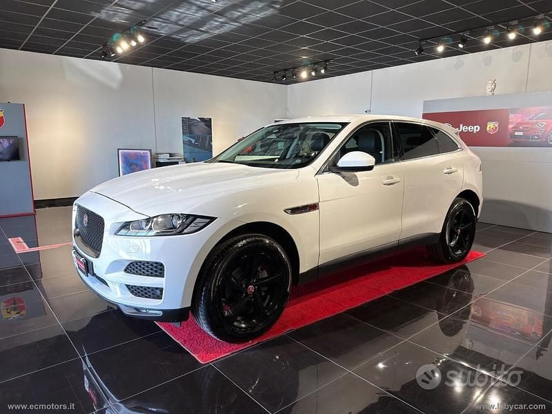 Usata Jaguar F-Pace Prestige 180 CV (132 kW) 2017 Bianco SUV