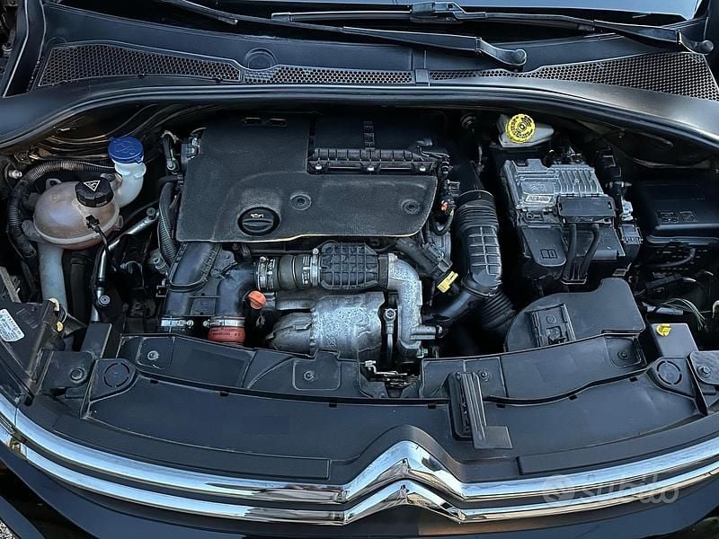 Usata Citroën C3 Shine 75 CV (55 kW) 2017 Nero Berlina