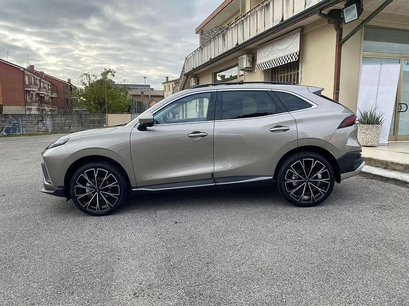 Usata Cirelli 5 177 CV (130 kW) 2024 Silver grey SUV