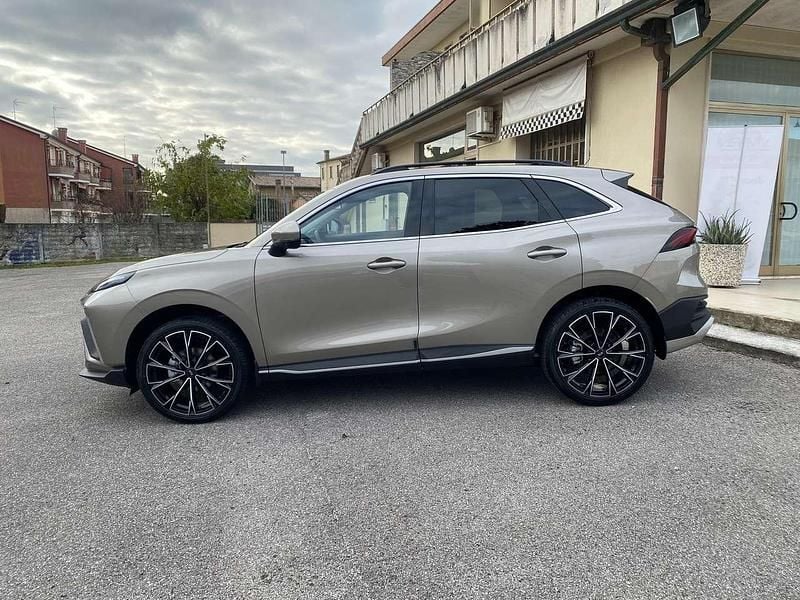 Usata Cirelli 5 177 CV (130 kW) 2025 Silver grey SUV