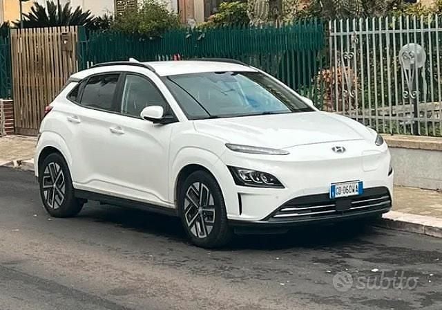 Usata Hyundai Kona 150 kW (204 CV) 2021 Bianco SUV