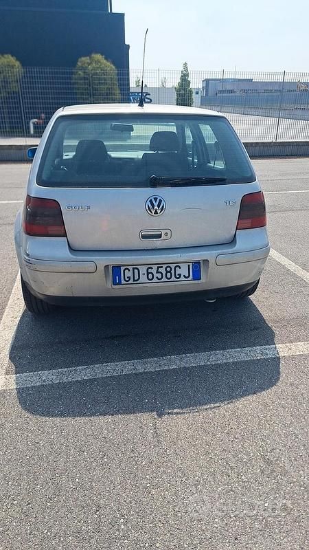 Usado VW Golf III 110 CV (80 kW) 1999 Berlina