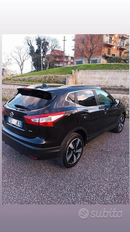 Usata Nissan Qashqai Tekna 110 CV (80 kW) 2017 Nero SUV