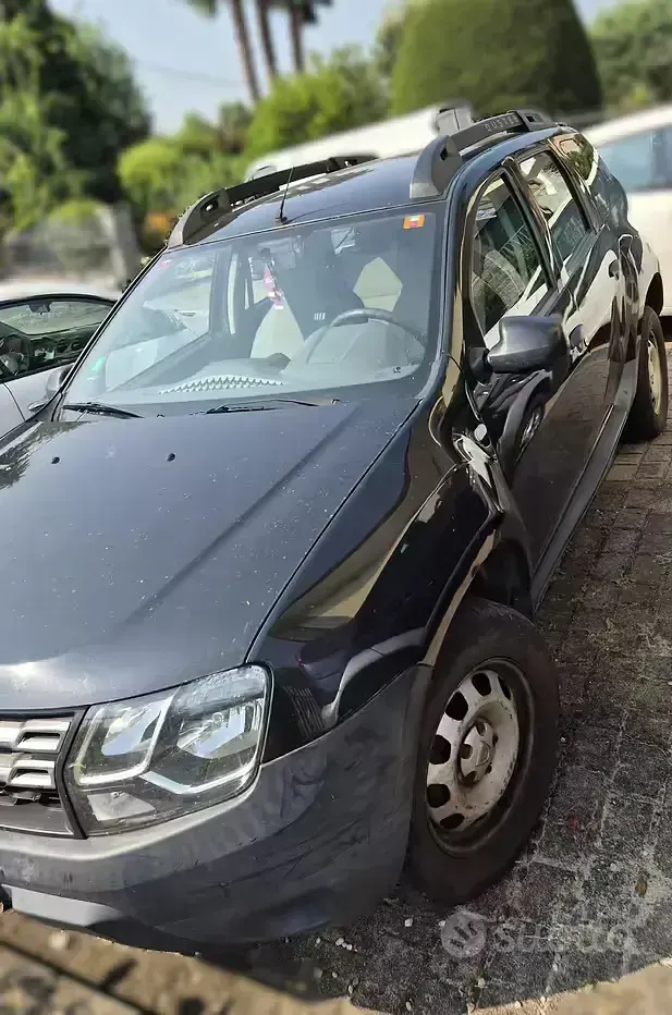 Usata Dacia Duster 109 CV (80 kW) 2014 Nero SUV