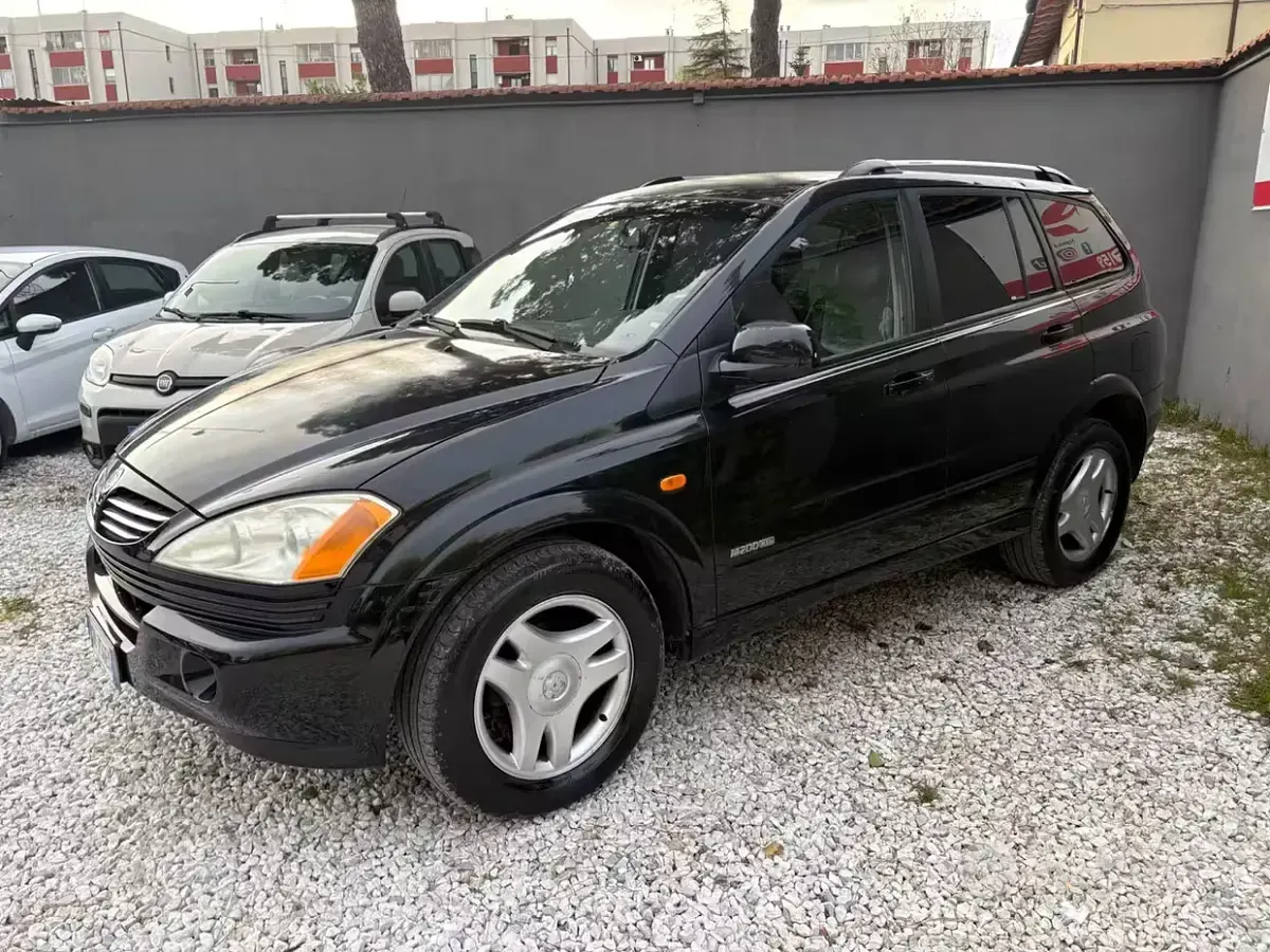 Usata SsangYong Kyron 141 CV (103 kW) 2008 Nero SUV