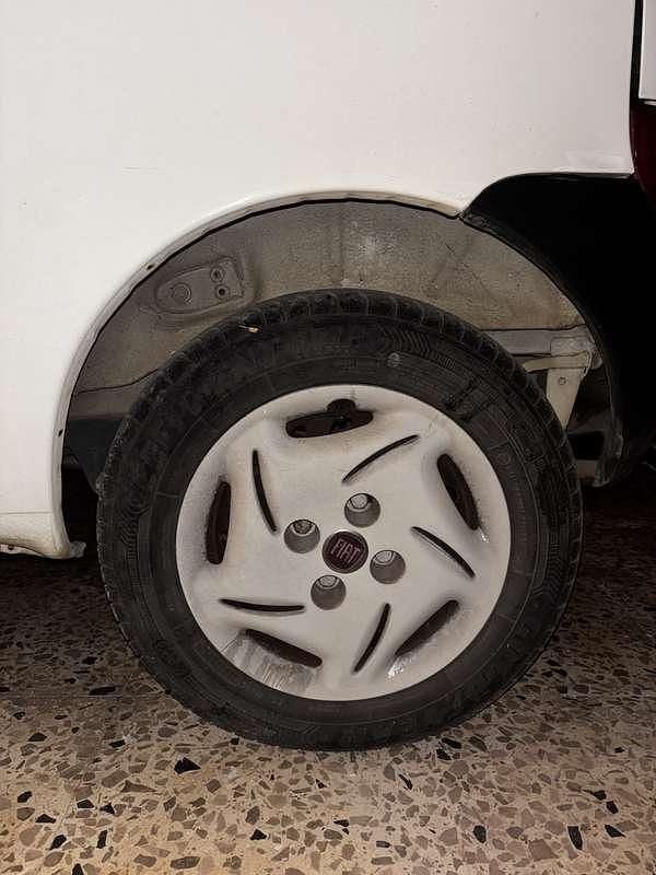 Usata Fiat 600 54 CV (39 kW) 2008 Utilitaria