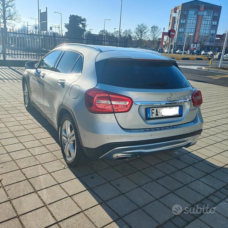 Usata Mercedes GLA180 Urban 2015 Grigio SUV