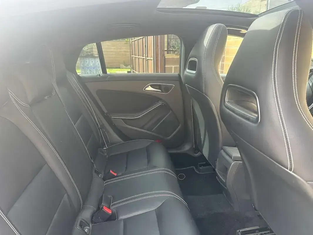 Usata Mercedes CLA200 Shooting Brake 136 CV (100 kW) 2019 Nero Station wagon