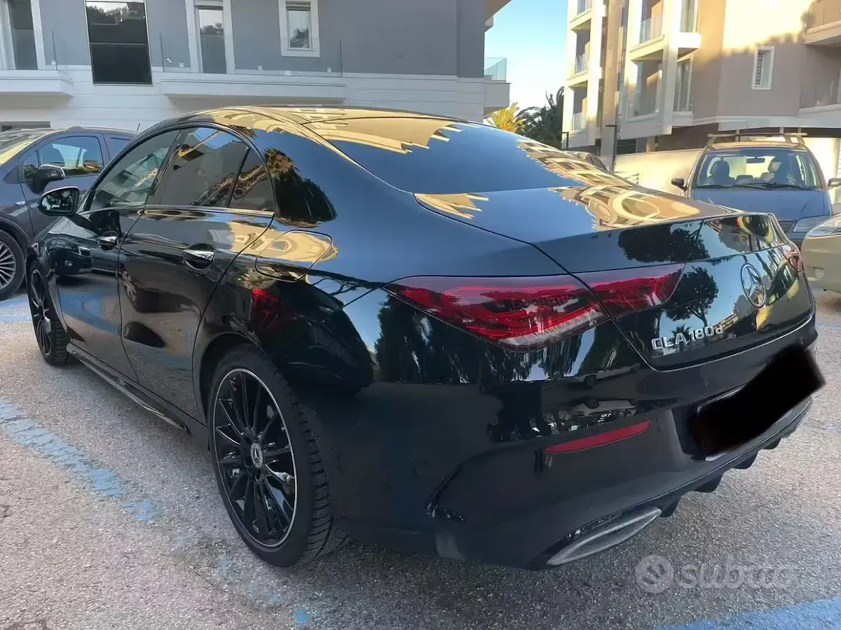 Usata Mercedes CLA180 116 CV (85 kW) 2019 Nero Coupé