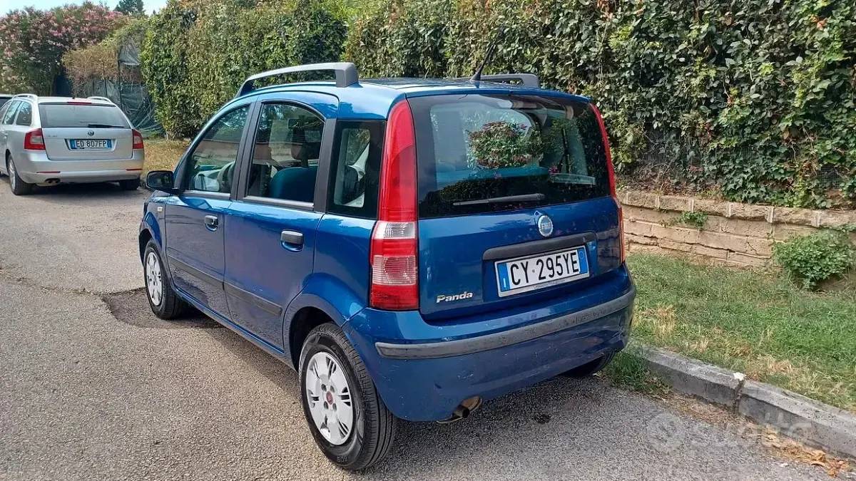 Usata Fiat Panda Dynamic 60 CV (44 kW) 2006 Bluazzurro Utilitaria