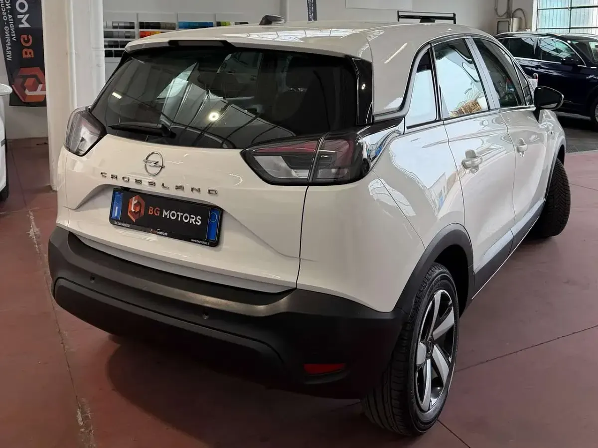 Usata Opel Crossland Edition 83 CV (61 kW) 2021 Bianco SUV