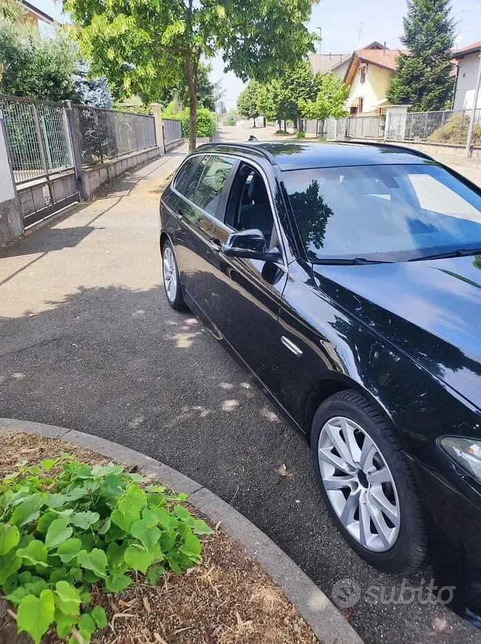 Usata BMW 520 190 CV (139 kW) 2015 Nero Station wagon