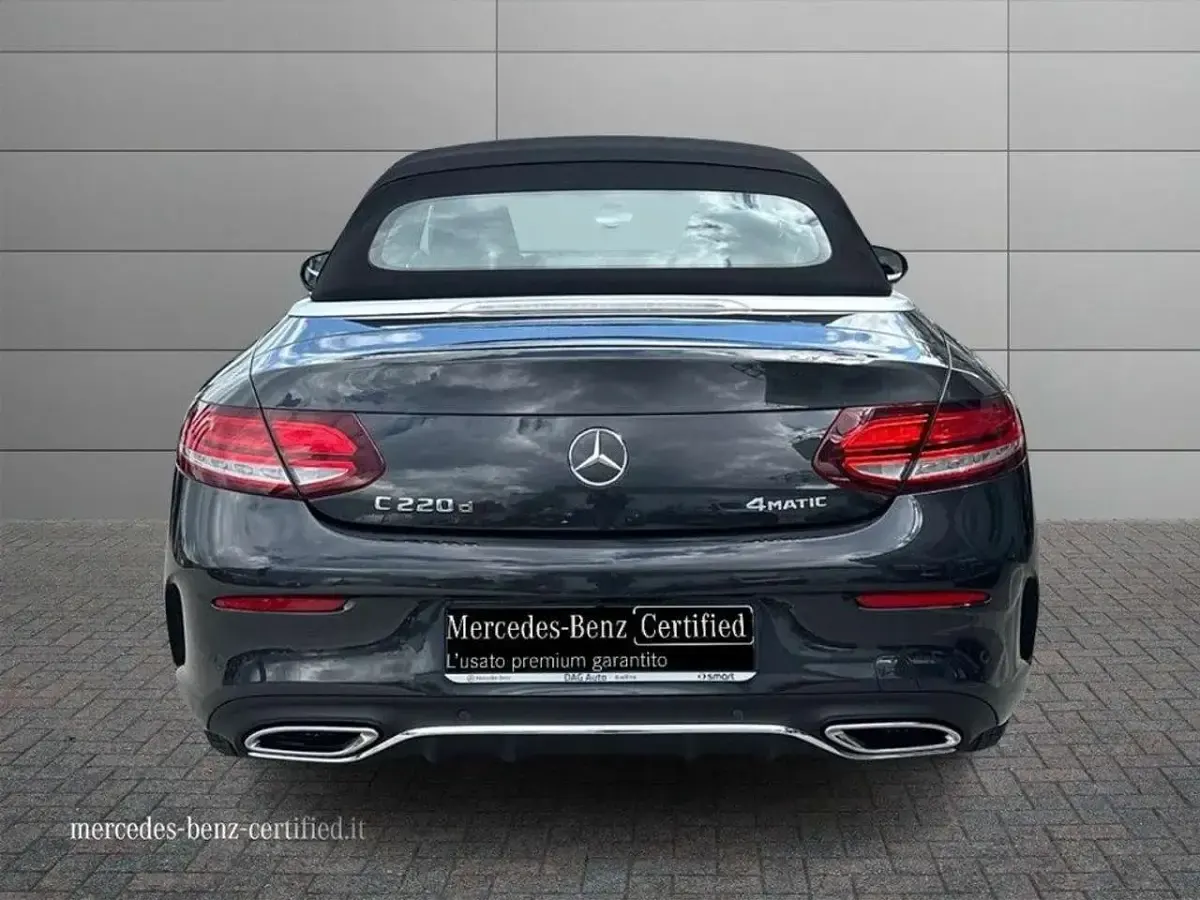 Usata Mercedes C220 Premium Plus 194 CV (142 kW) 2020 Grigio scuro Cabrio