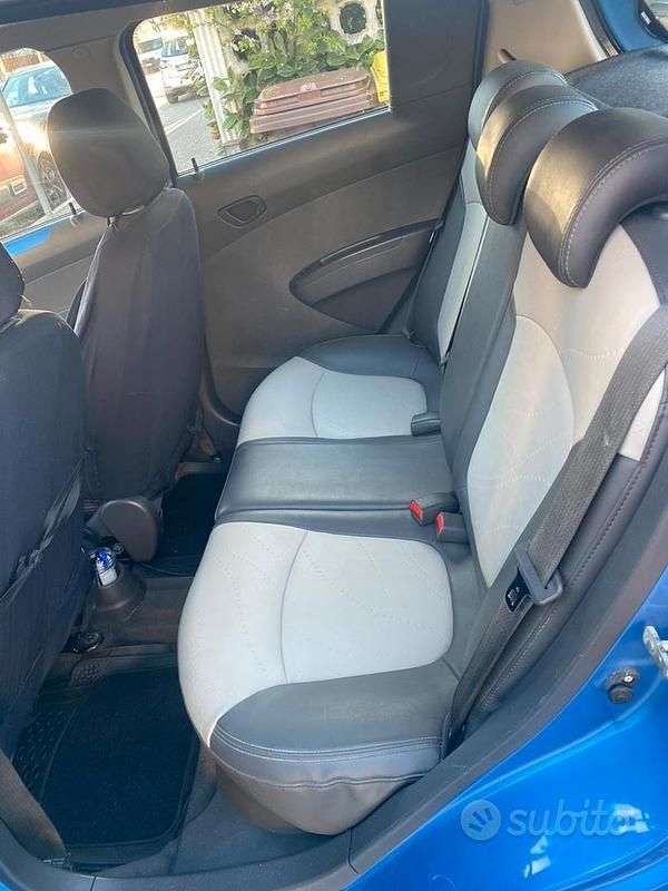 Usata Chevrolet Spark 2014 Blu Utilitaria