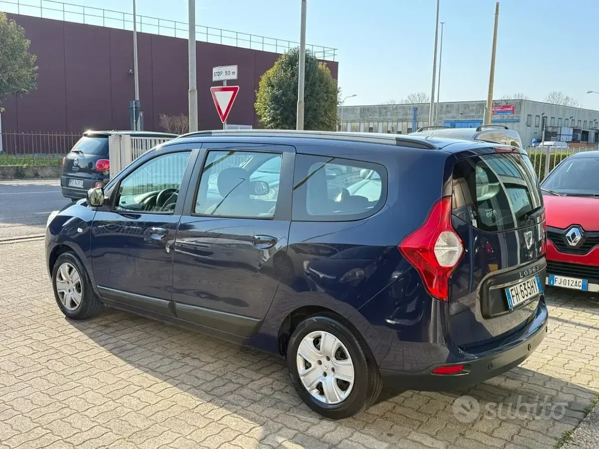Usata Dacia Lodgy 90 CV (66 kW) 2017 Bluazzurro Monovolume
