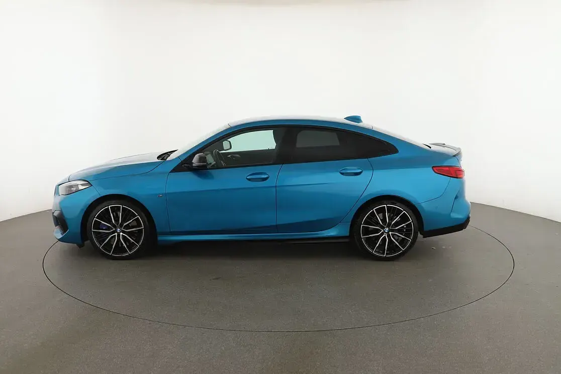 Begagnad BMW M235 306 HK (225 kW) 2021 Blå Sportkupé