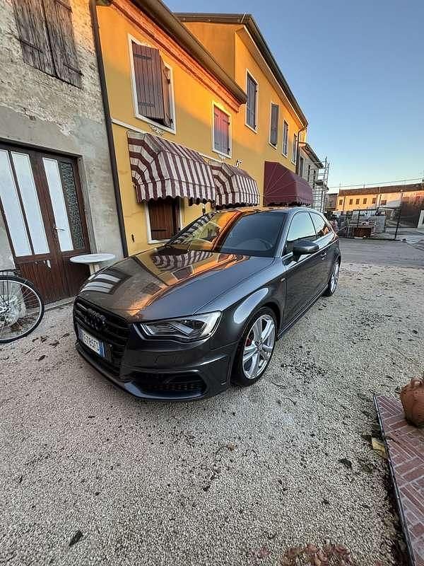 Usata Audi A3 Attraction 150 CV (110 kW) 2016 Grigio Berlina