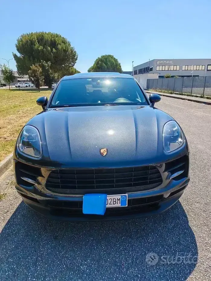 Usata Porsche Macan 245 CV (180 kW) 2019 Grigio SUV