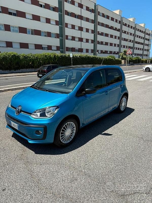 Usata VW up! 82 CV (60 kW) 2017 Blu Utilitaria