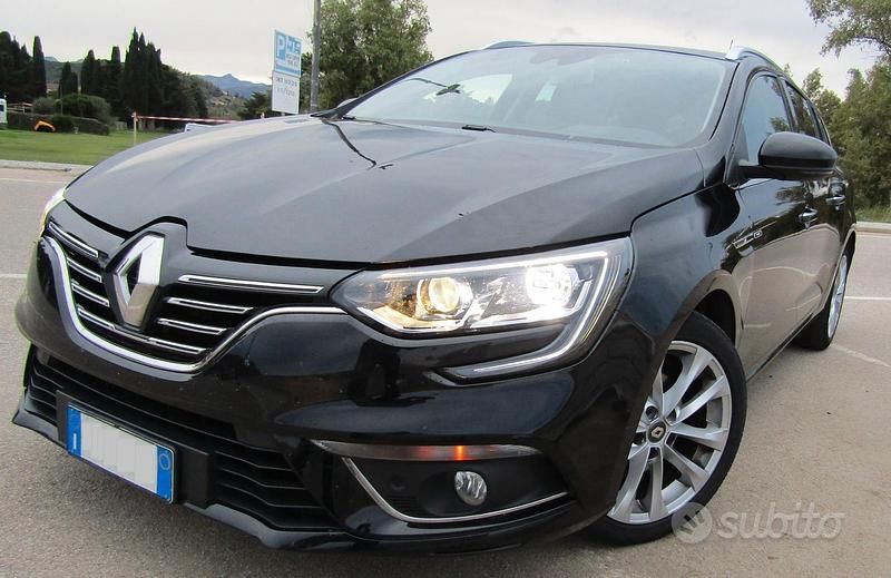 Usata Renault Mégane IV 115 CV (84 kW) 2019 Nero Station wagon