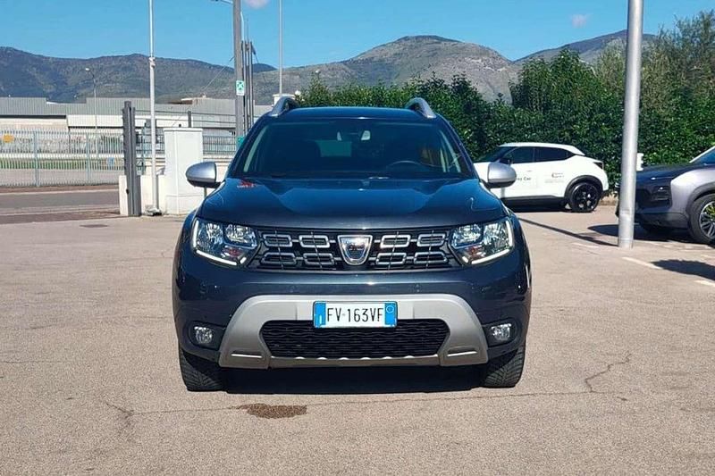 Usata Dacia Duster Prestige 116 CV (85 kW) 2019 Grigio SUV