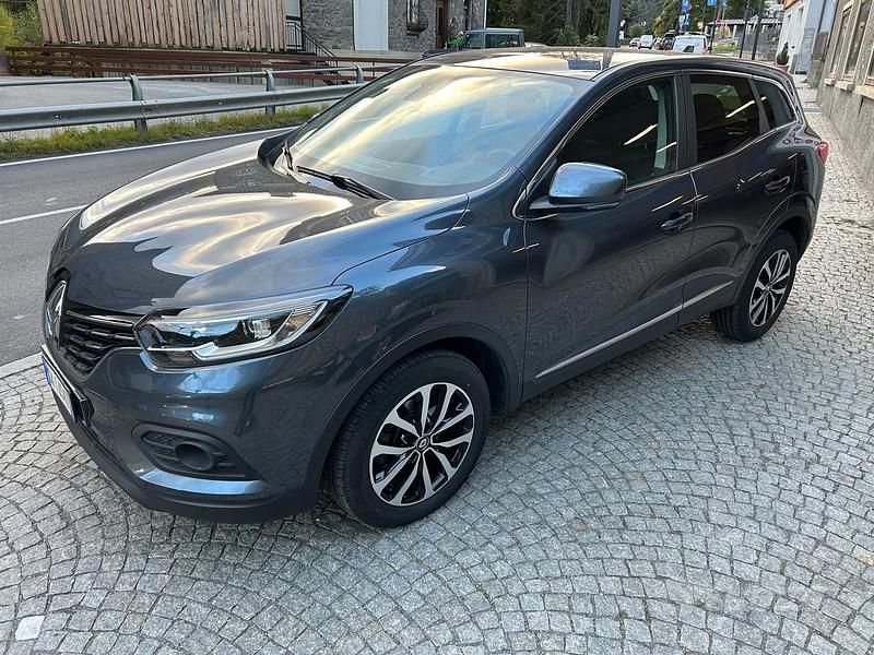 Usata Renault Kadjar Techno 116 CV (85 kW) 2022 Grigio SUV