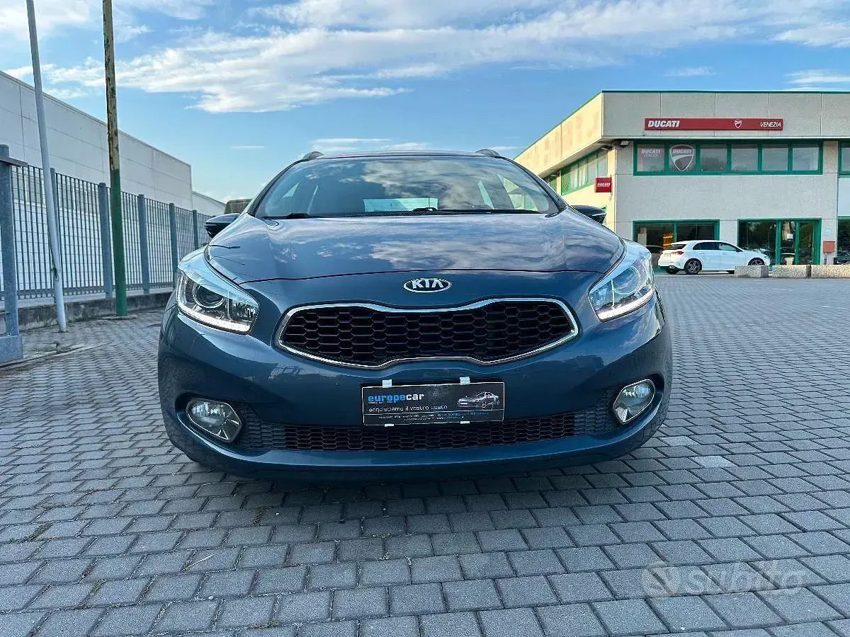 Usata Kia Ceed Sportswagon Sport 110 CV (80 kW) 2014 Grigio Station wagon