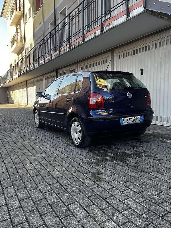 Usata VW Polo Comfortline 75 CV (55 kW) 2004 Berlina
