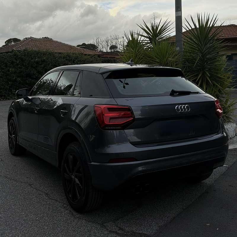 Begagnad Audi Q2 S-Line 150 HK (110 kW) 2018 Grå SUV