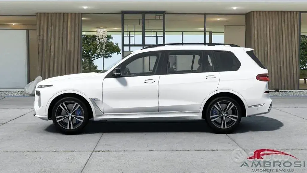 Nuova BMW X7 M Sport 530 CV (389 kW) 2026 Bianco SUV