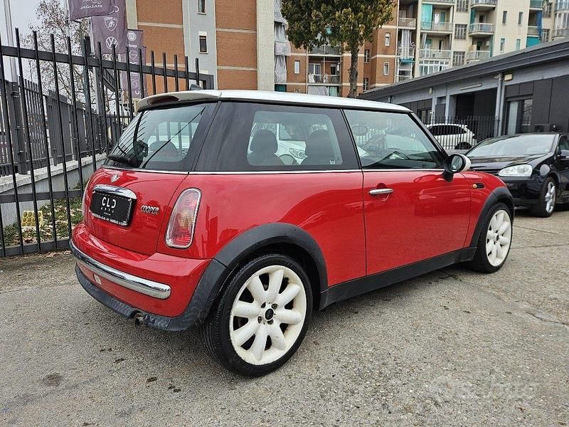 Usata Mini Cooper 116 CV (85 kW) 2003 Rosso Utilitaria