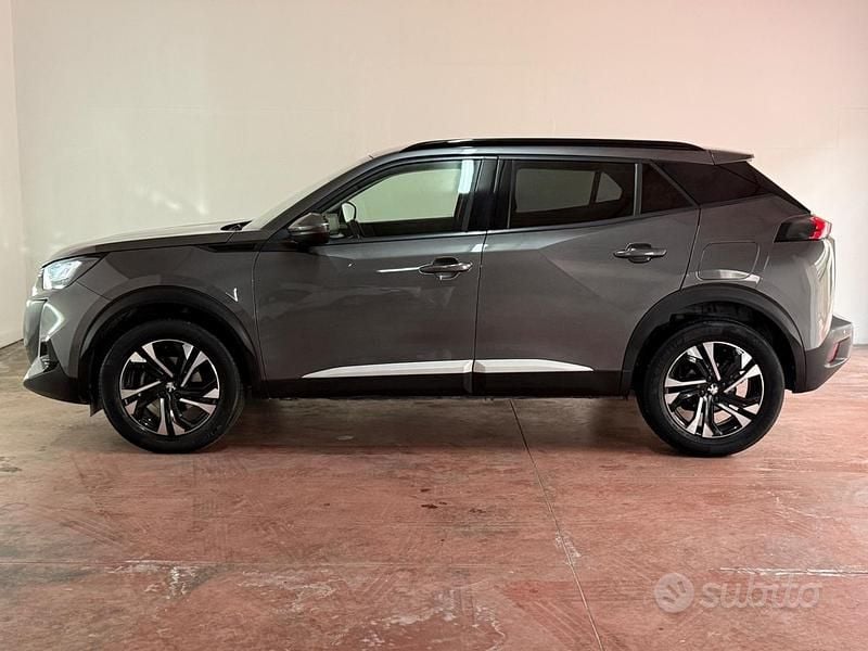 Usata Peugeot 2008 Allure 110 CV (80 kW) 2021 Grigio SUV