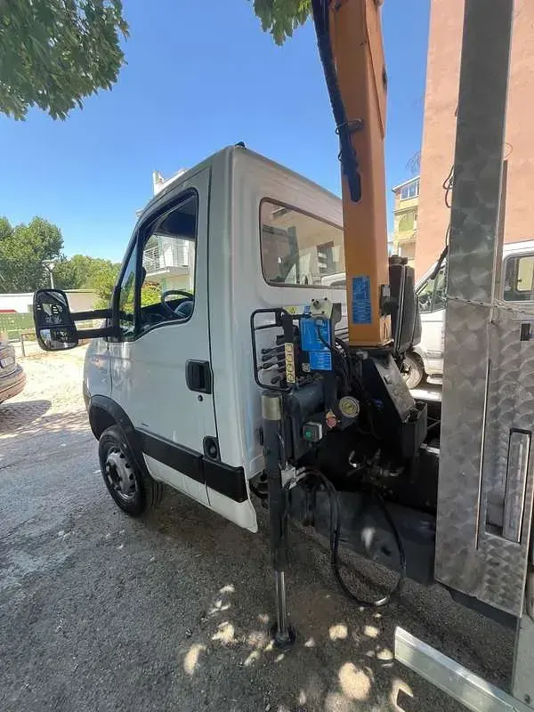 Usata Iveco Daily 131 CV (96 kW) 2007 Bianco Utilitaria