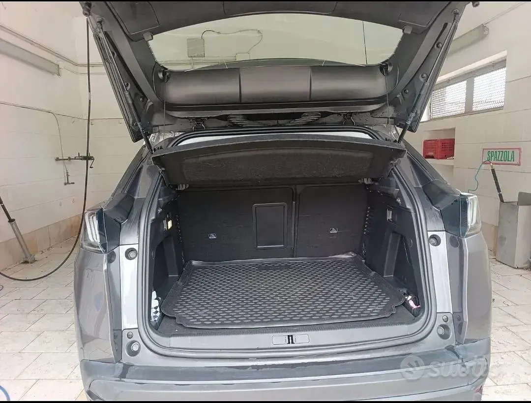 Usata Peugeot 3008 131 CV (96 kW) 2021 Grigio SUV
