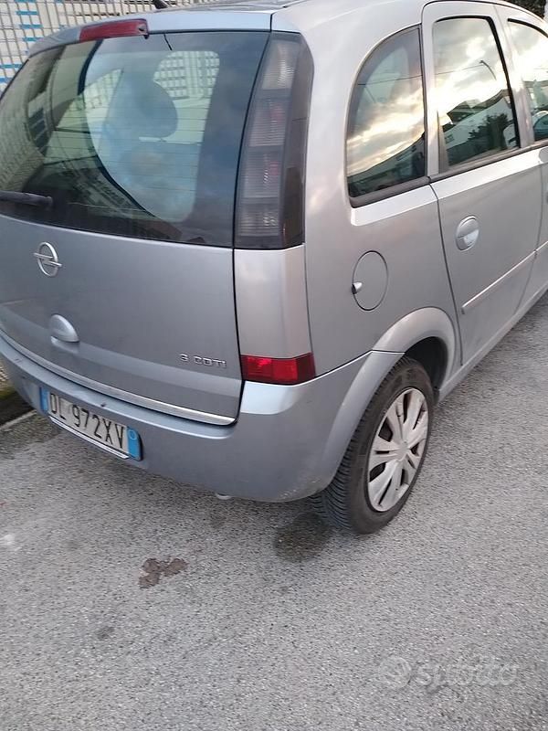 Usata Opel Meriva 75 CV (55 kW) 2007 Grigio Monovolume
