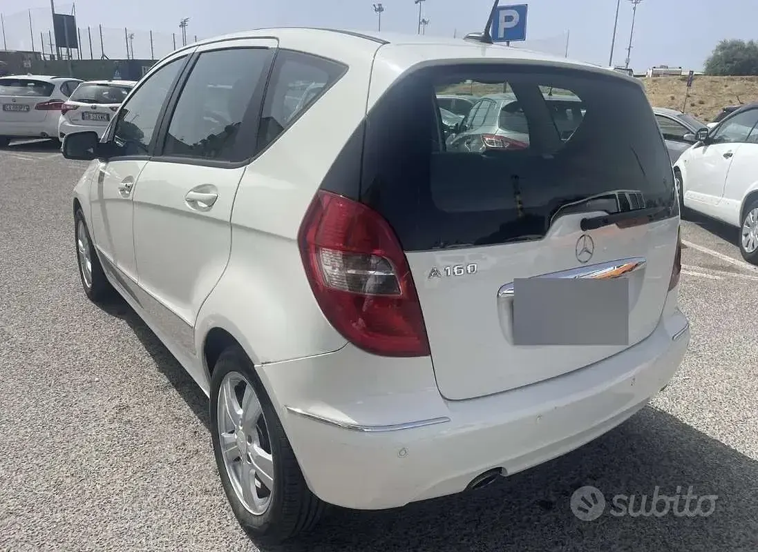 Usata Mercedes A160 Executive 95 CV (69 kW) 2012 Bianco Utilitaria
