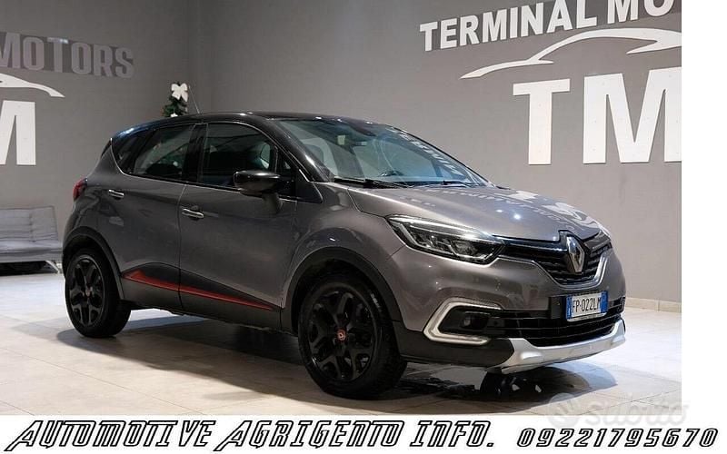 Usata Renault Captur Intens 90 CV (66 kW) 2018 Grigio SUV