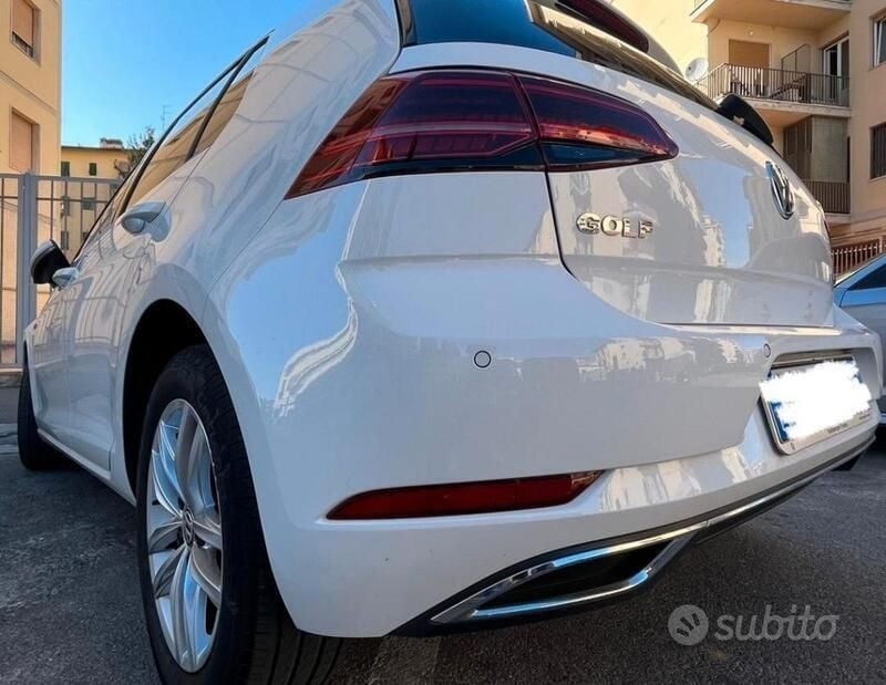 Usata VW Golf VIII Executive 130 CV (95 kW) 2020 Utilitaria