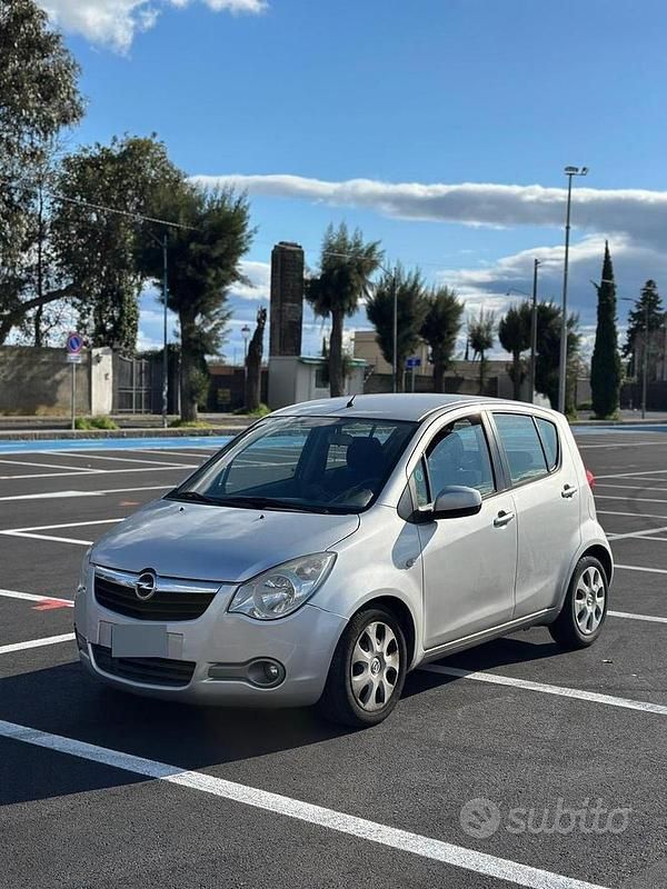 Usata Opel Agila Enjoy 86 CV (63 kW) 2009 Grigio Utilitaria