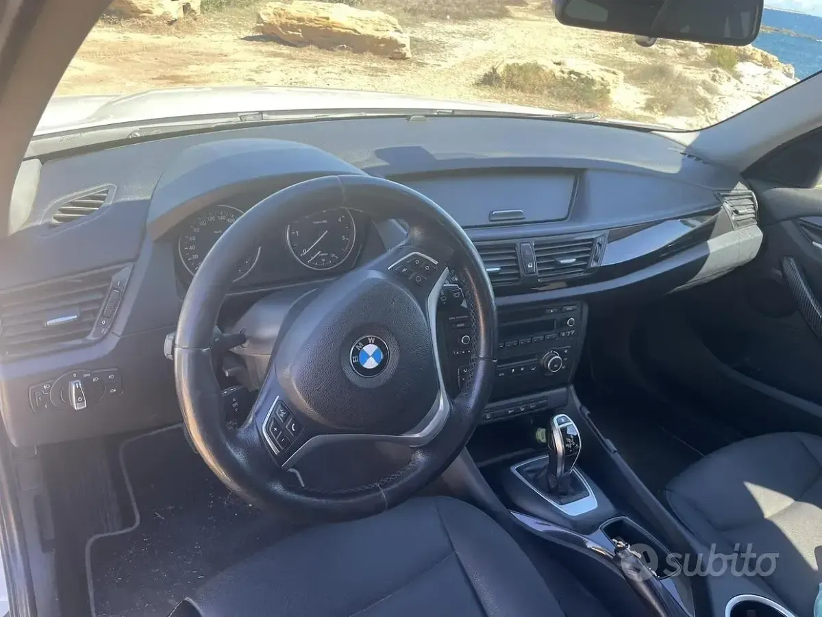 Usata BMW X1 143 CV (105 kW) 2013 Bianco SUV