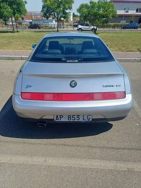 Usata Alfa Romeo GTV 150 CV (110 kW) 1997 Grigio Coupé