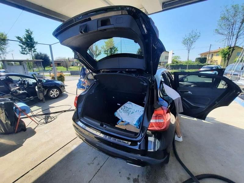 Usata Mercedes GLA200 136 CV (100 kW) 2016 SUV