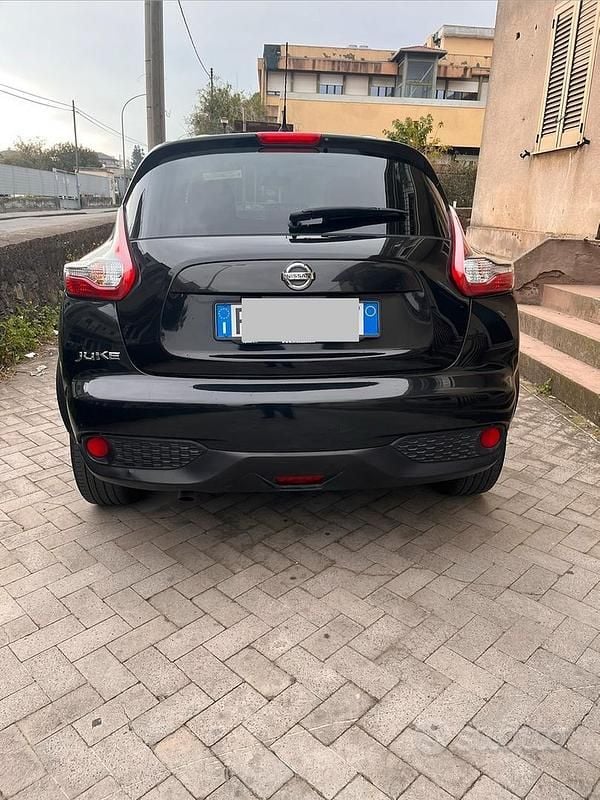 Usata Nissan Juke 110 CV (80 kW) 2018 Nero SUV