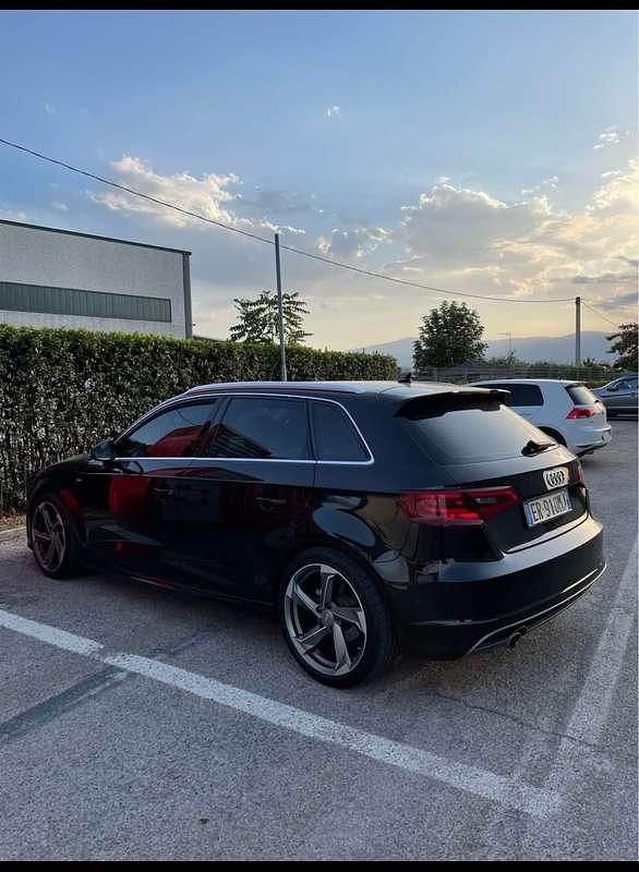 Usata Audi A3 Sportback Attraction 105 CV (77 kW) 2012 Utilitaria