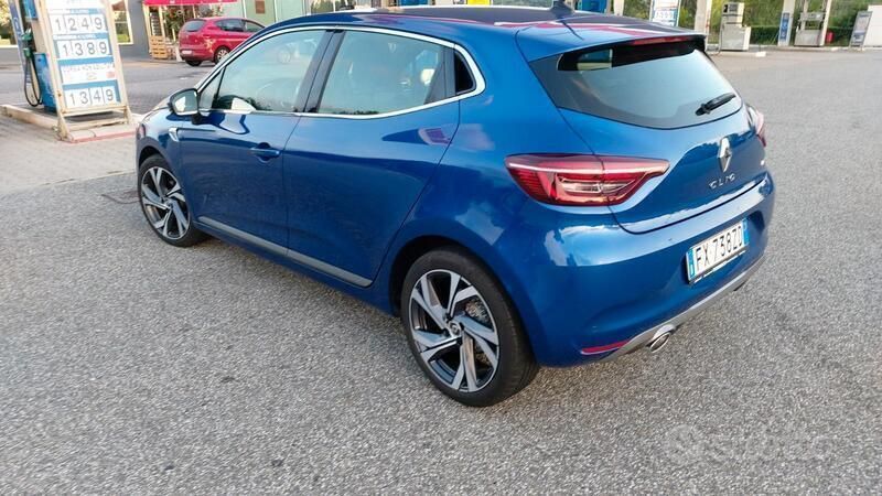Usata Renault Clio IV 116 CV (85 kW) 2019 Blu Berlina