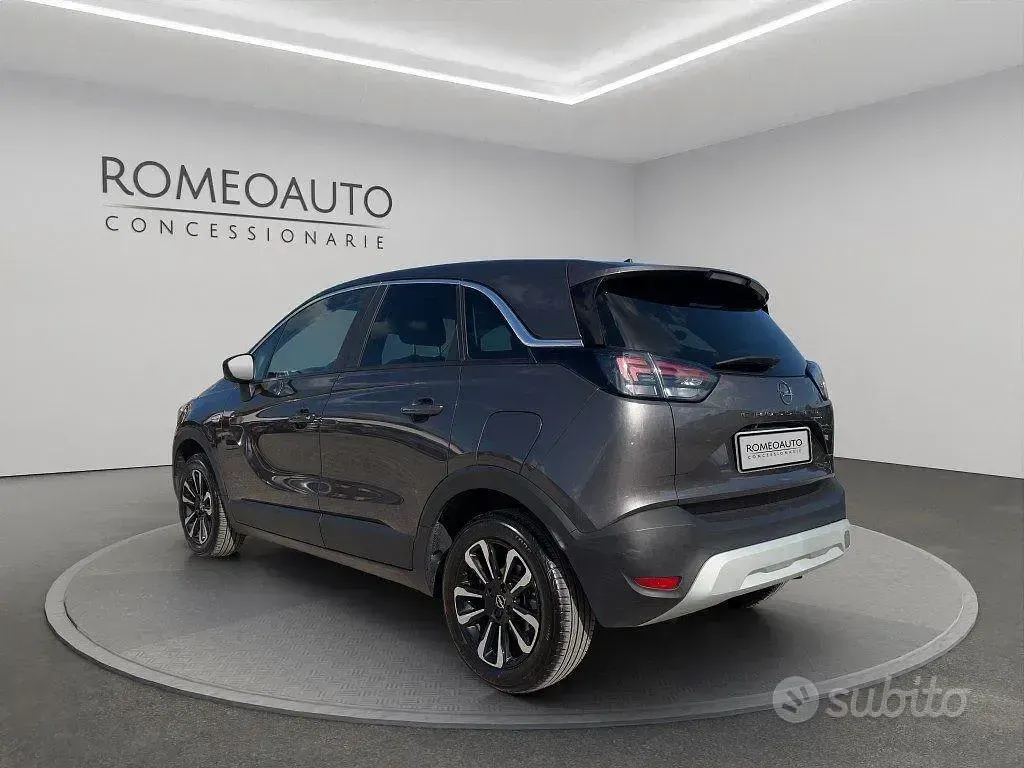 Usata Opel Crossland X Elegance 131 CV (96 kW) 2023 Grigio SUV