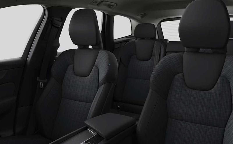 Nuova Volvo XC60 Core 250 CV (183 kW) 2025 Grigio SUV