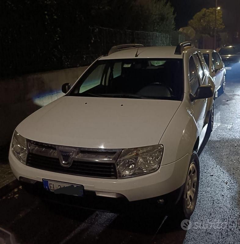 Usata Dacia Duster 90 CV (66 kW) 2012 Bianco SUV