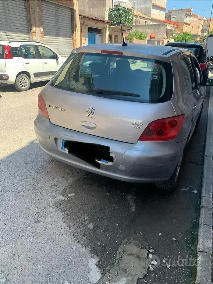 Usata Peugeot 307 107 CV (78 kW) 2003 Grigio Utilitaria